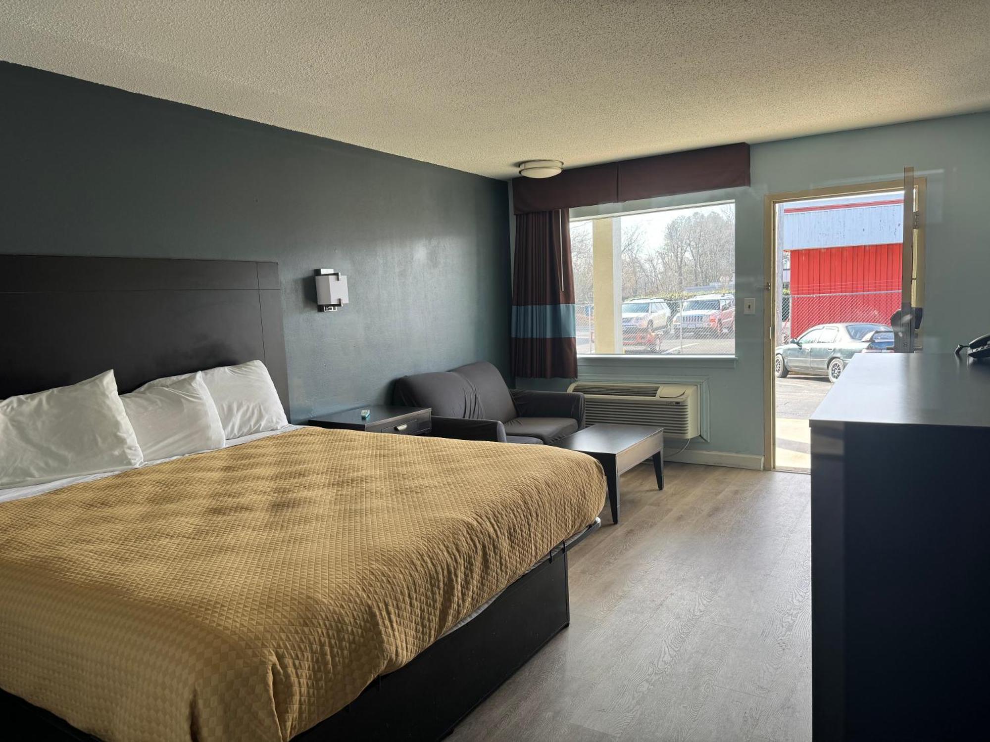 Red Carpet Inn & Suites - Данвилл Экстерьер фото